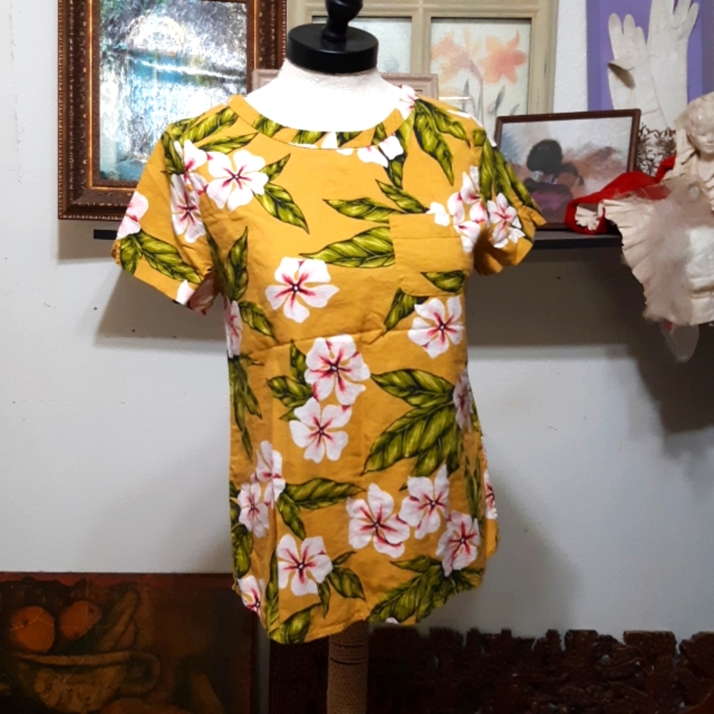 Womens Hawaiian Tropical Top Sz Medium Yellow Beach Van Heusen Floral linen b11